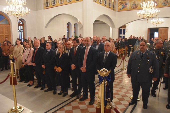 Φωτογραφία Με λαμπρότητα ο Εορτασμός της 113ης Επετείου της Απελευθέρωσης της Ηρωικής Πόλης της Νάουσας